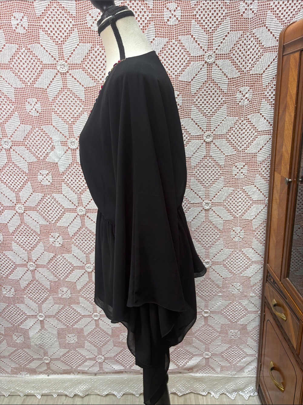 DG2 by Diane Gilman Black Jeweled Chiffon Tunic Top sz m-xl - Picture 6 of 12